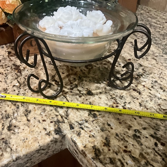 Sandalwood & Suede 3 Wick Soy Candle in Glass Bowl & Metal Stand - Picture 6 of 7